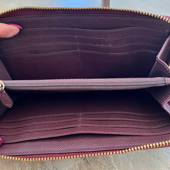 Coach Accordion Zip Metallic Wallet - Picture 6 of 10